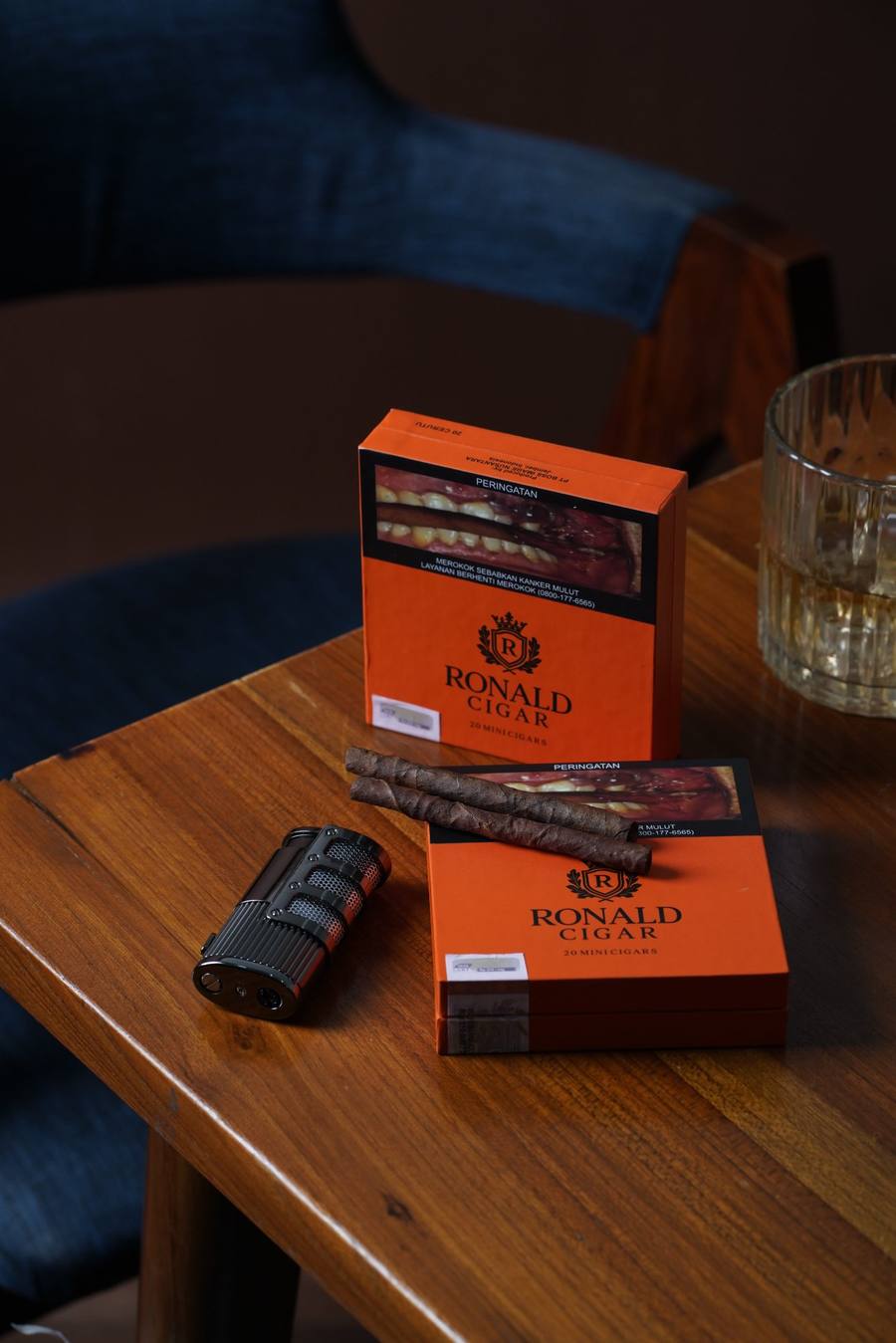 Ronald Cigar Lifestyle
